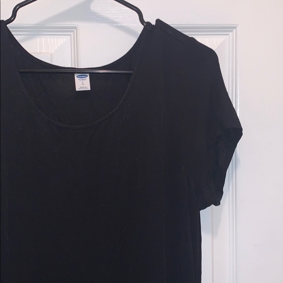 short  sleeve black dress - Picture 2 of 3